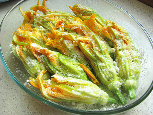 fiori di zucca farciti preparazione