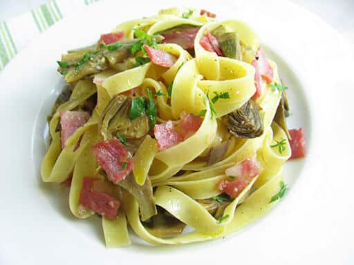 pasta carciofi salame toscano