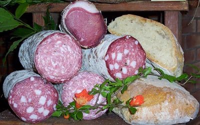 The typical Tuscan cured meats: land of flavor and good food